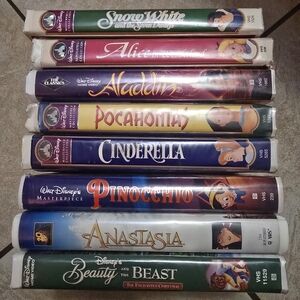 Disney VHS Bundle – 8 Classic Animated Movies | Vintage 90s ✨